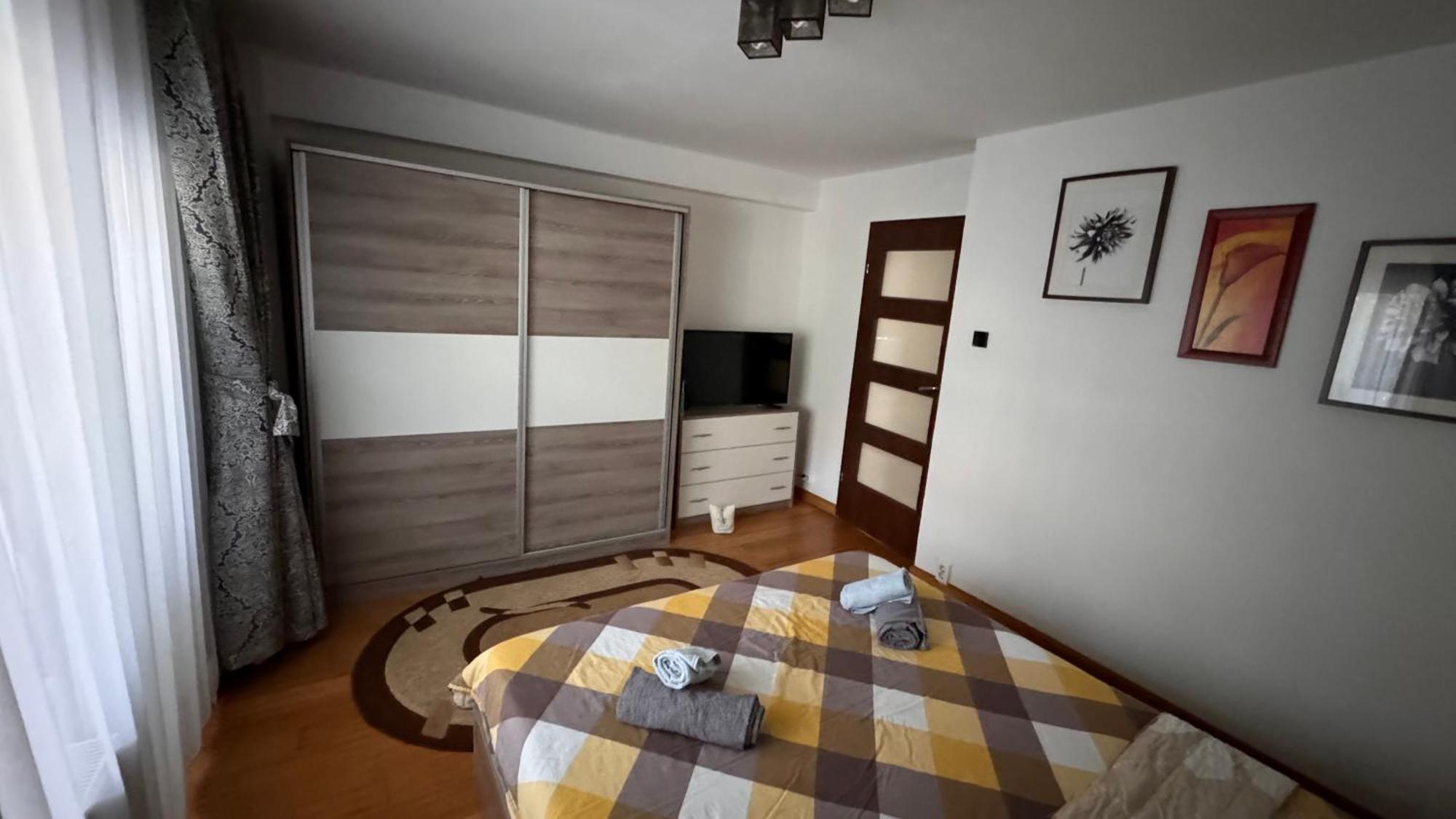Apartament 3 Camere Otopeni Esterno foto